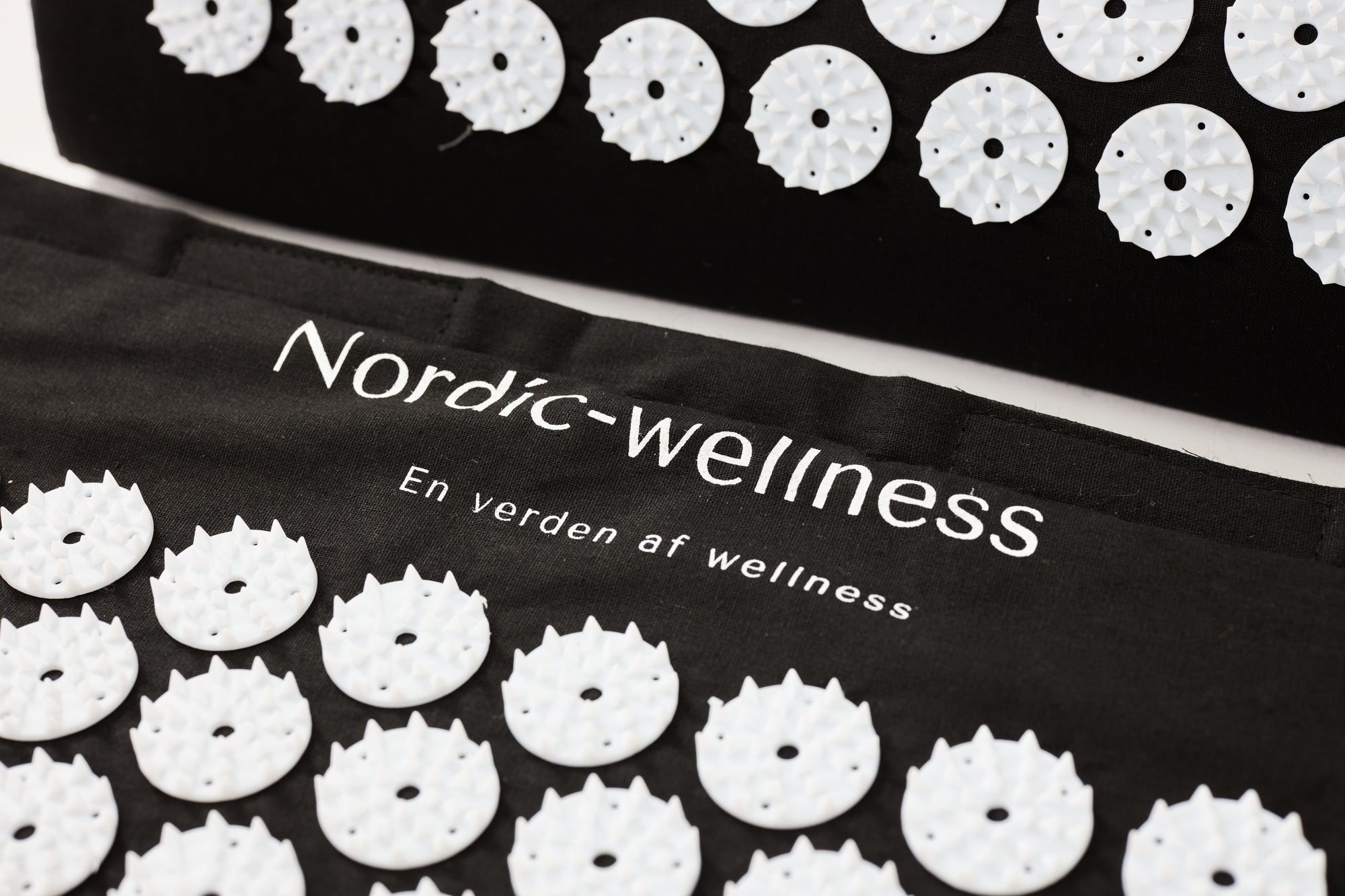 Nordic-wellness- Akupressurmåtte inkl. pude, i Økologisk Bomuld - Nordic- wellness.dk